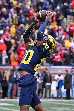 Jyaire Hill (20)