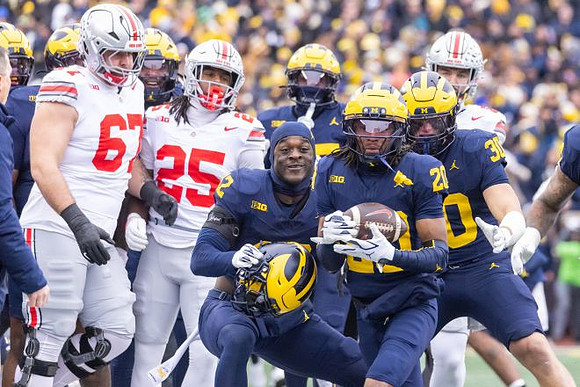 Elijah Dotson (22), Jyaire Hill (20), and Jimmy Rolder (30)