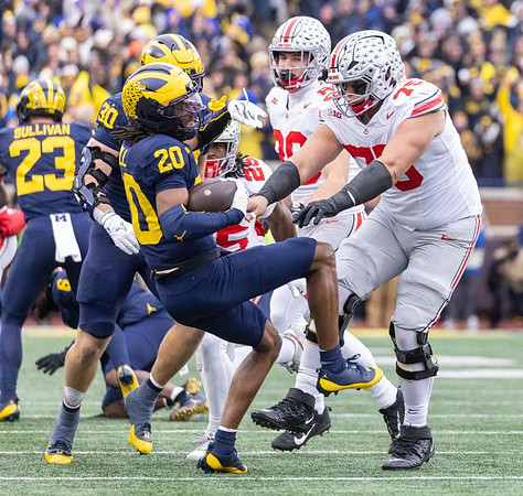 Cole Sullivan (23), Jimmy Rolder (30), and Jyaire Hill (20)