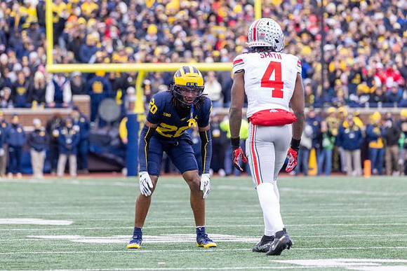 Jyaire Hill (20)