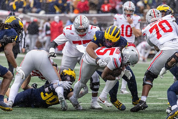 Jaishawn Barham (1), Jimmy Rolder (30), and Jordan Young (14)