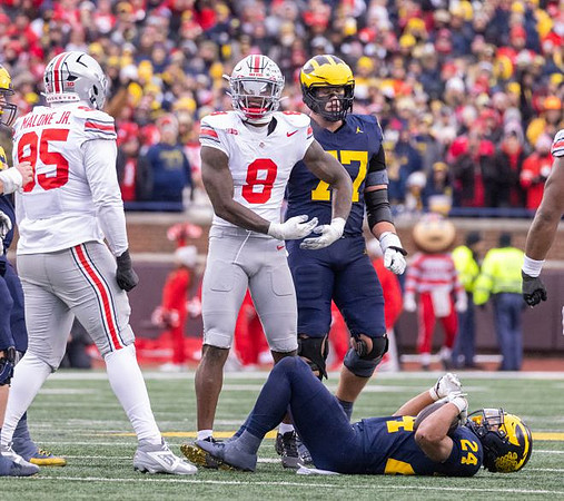 Blake Frazier (77) and Bryson Kuzdzal (24)