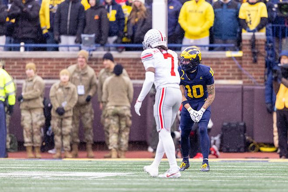 Kendrick Bell (10)