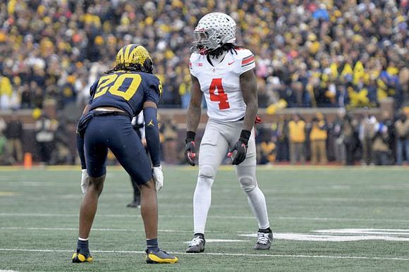 Jyaire Hill (20)