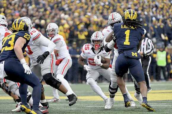 Cole Sullivan (23) and Jaishawn Barham (1)