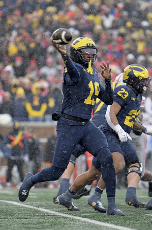 Bryce Underwood (19) and Jordan Marshall (23)