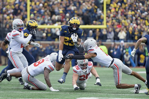 Jalen Hoffman (42) and Jordan Marshall (23)