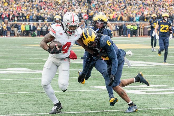 Brandyn Hillman (6) and Cole Sullivan (23)