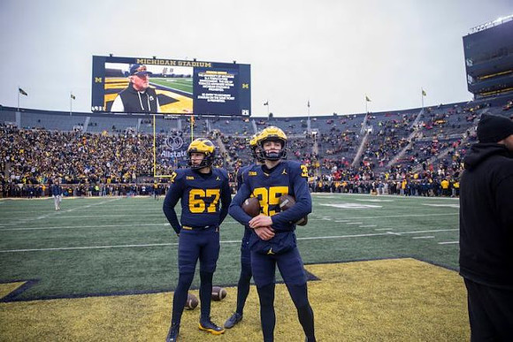 Trent Middleton (67) and Stuart Blake (35)