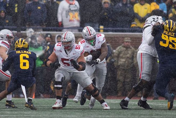Brandyn Hillman (6) and Trey Pierce (95)