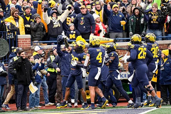 Jyaire Hill (20), TJ Guy (4), TJ Metcalf (7), Rayshaun Benny (26), and Jimmy Rolder (30)