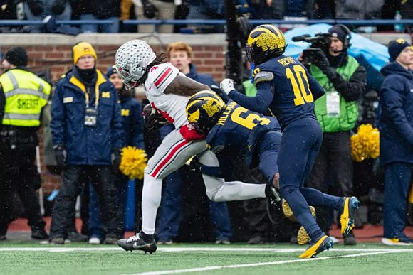 Brandyn Hillman (6) and Zeke Berry (10)