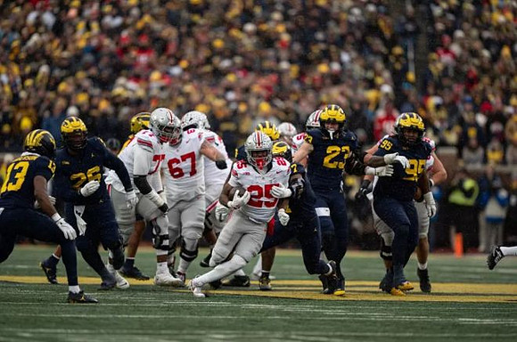Caleb Anderson (13), Rayshaun Benny (26), TJ Metcalf (7), Cole Sullivan (23), and Trey Pierce (95)