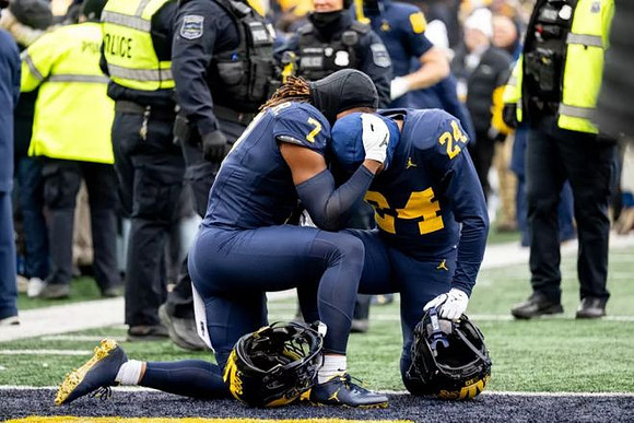TJ Metcalf (7) and Tevis Metcalf (24)