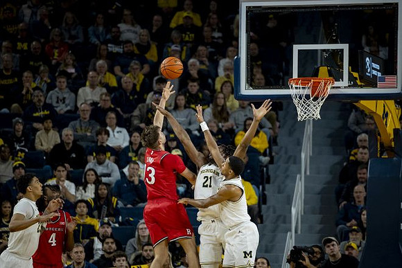 Yaxel Lendeborg (23), Morez Johnson Jr. (21), and Nimari Burnett (4)