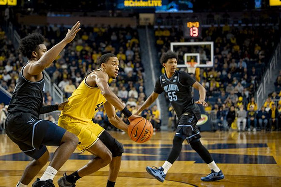 Nimari Burnett (4)