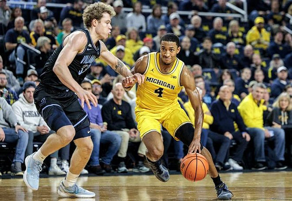 Nimari Burnett (4)