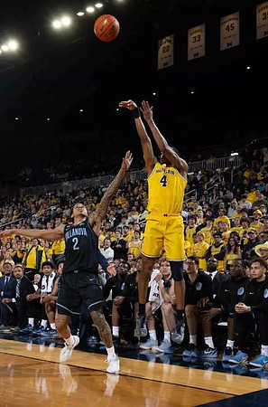Nimari Burnett (4)