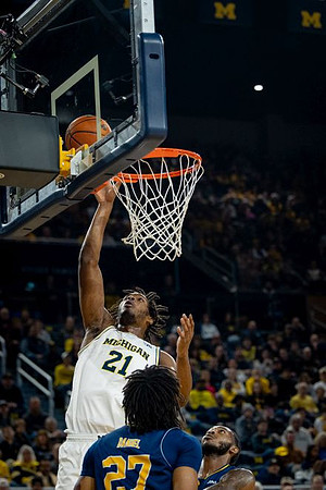 Morez Johnson Jr. (21)