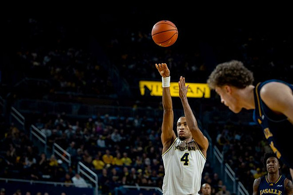Nimari Burnett (4)