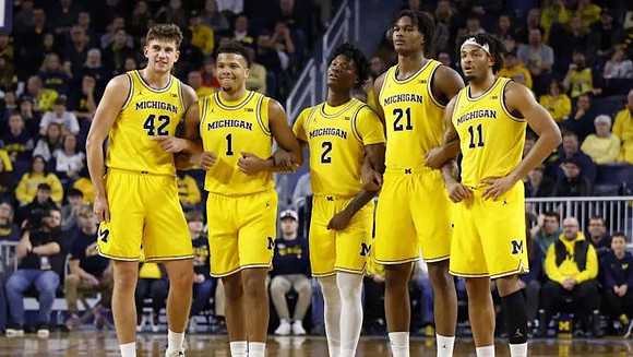 Will Tschetter (42), Trey McKenney (1), L.J. Cason (2), Morez Johnson Jr. (21), and Roddy Gayle Jr. (11)