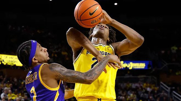 Morez Johnson Jr. (21)