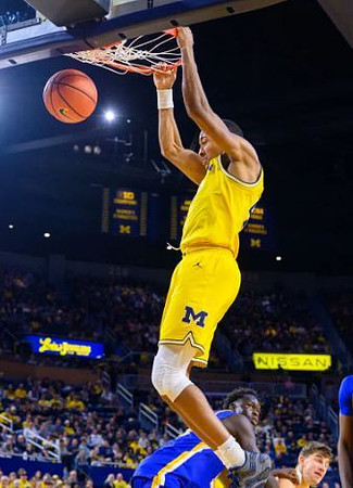 Nimari Burnett (4)