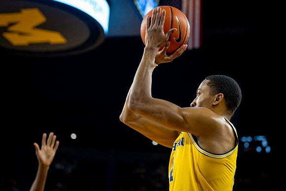 Nimari Burnett (4)