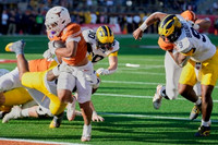 Jimmy Rolder (30) and Cameron Brandt (9)