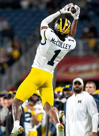 Donaven McCulley (1)
