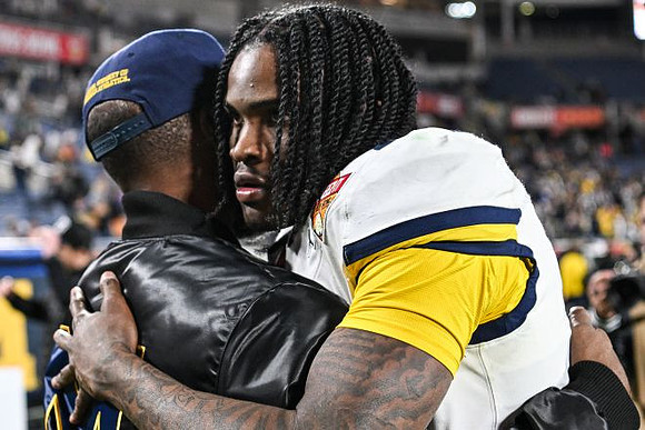 Charles Woodson and Bryce Underwood (19)