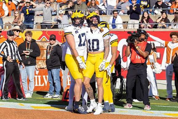Marlin Klein (17), Kendrick Bell (10), and Bryson Kuzdzal (24)