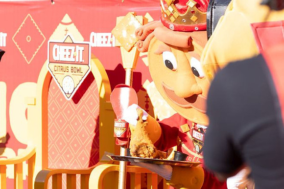 Citrus Bowl Mascot