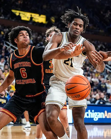 Morez Johnson Jr. (21)