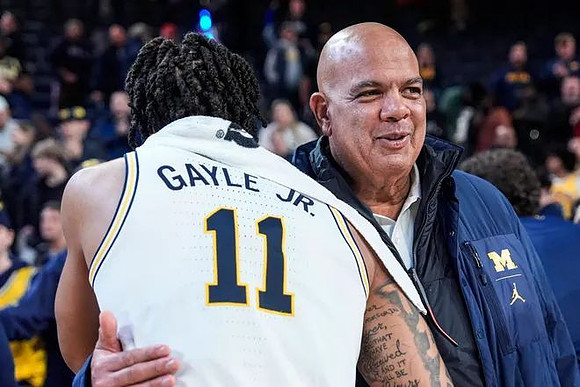 Roddy Gayle Jr. (11) and Warde Manuel
