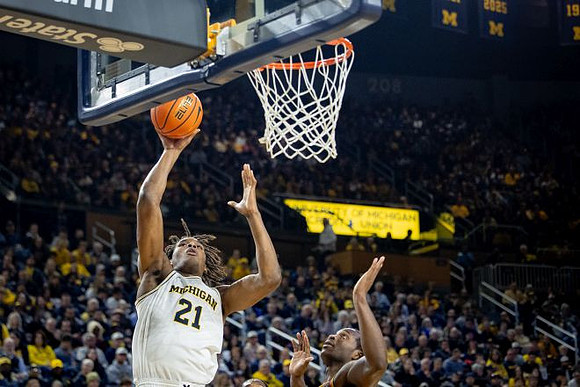 Morez Johnson Jr. (21)