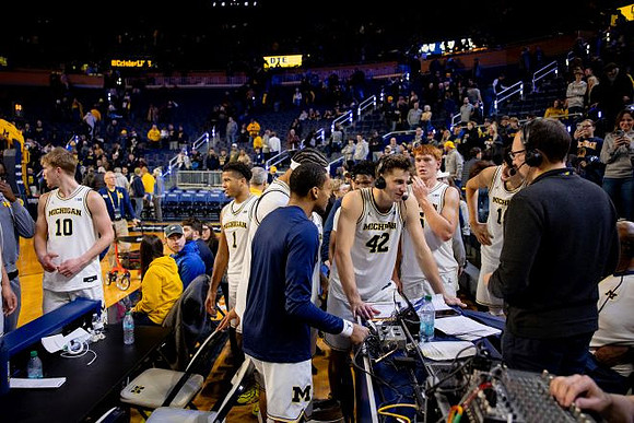 Winters Grady (10), Trey McKenney (1), Will Tschetter (42), Oscar Goodman (5), Aday Mara (15), and Nimari Burnett (4)