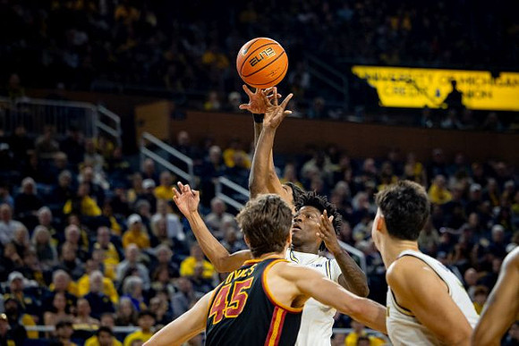 L.J. Cason (2) and Will Tschetter (42)