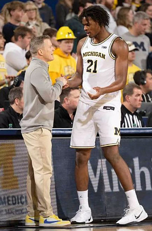 Dusty May and Morez Johnson Jr. (21)