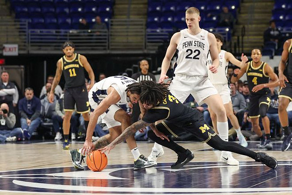 Roddy Gayle Jr. (11), Elliot Cadeau (3), and Nimari Burnett (4)