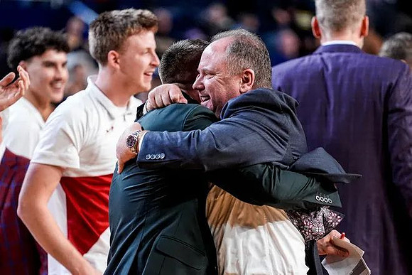 Wisconsin Head Coach Greg Gard