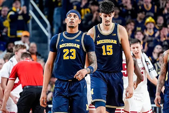 Yaxel Lendeborg (23) and Aday Mara (15)