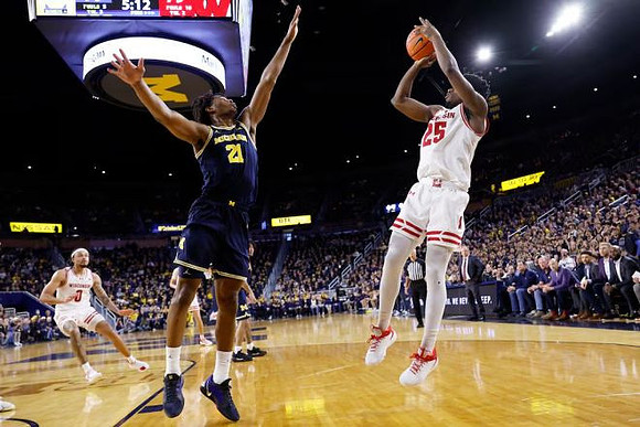 Morez Johnson Jr. (21)