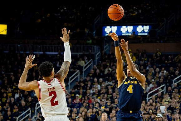 Nimari Burnett (4)
