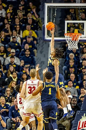 Trey McKenney (1) and Morez Johnson Jr. (21)