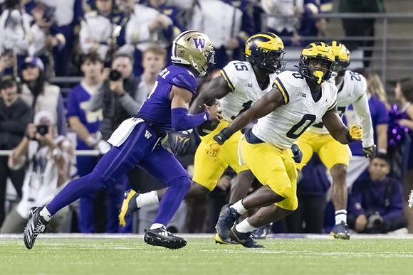Ernest Hausmann (15), Josaiah Stewart (0), and Quinten Johnson (28)
