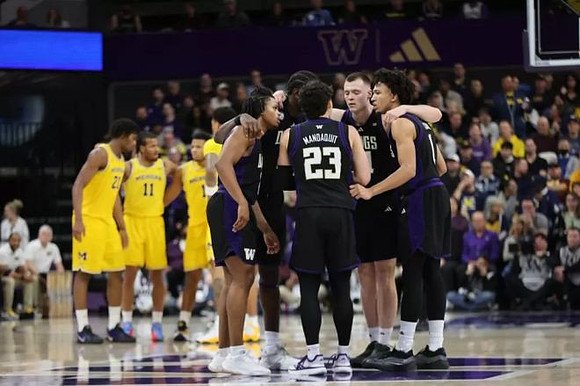 L.J. Cason (2), Roddy Gayle Jr. (11), Trey McKenney (1), and Yaxel Lendeborg (23)