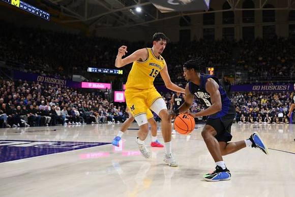 Aday Mara (15)