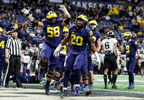 Giovanni El-Hadi (58), Kalel Mullings (20), and J.J. McCarthy (9)