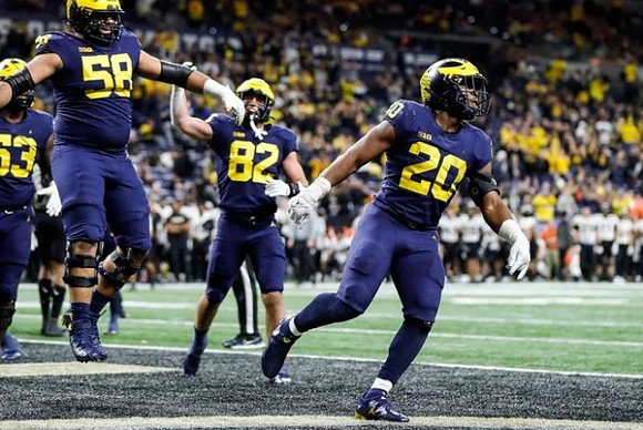 Trente Jones (53), Giovanni El-Hadi (58), Max Bredeson (82), and Kalel Mullings (20)